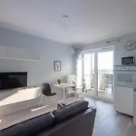 Apartamento Krakowska Comfort By Bookinghost
