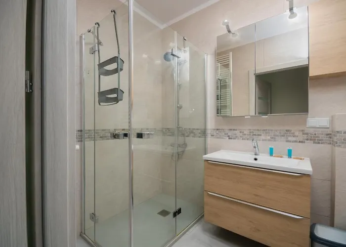 Апартаменты Krakowska Comfort By Bookinghost